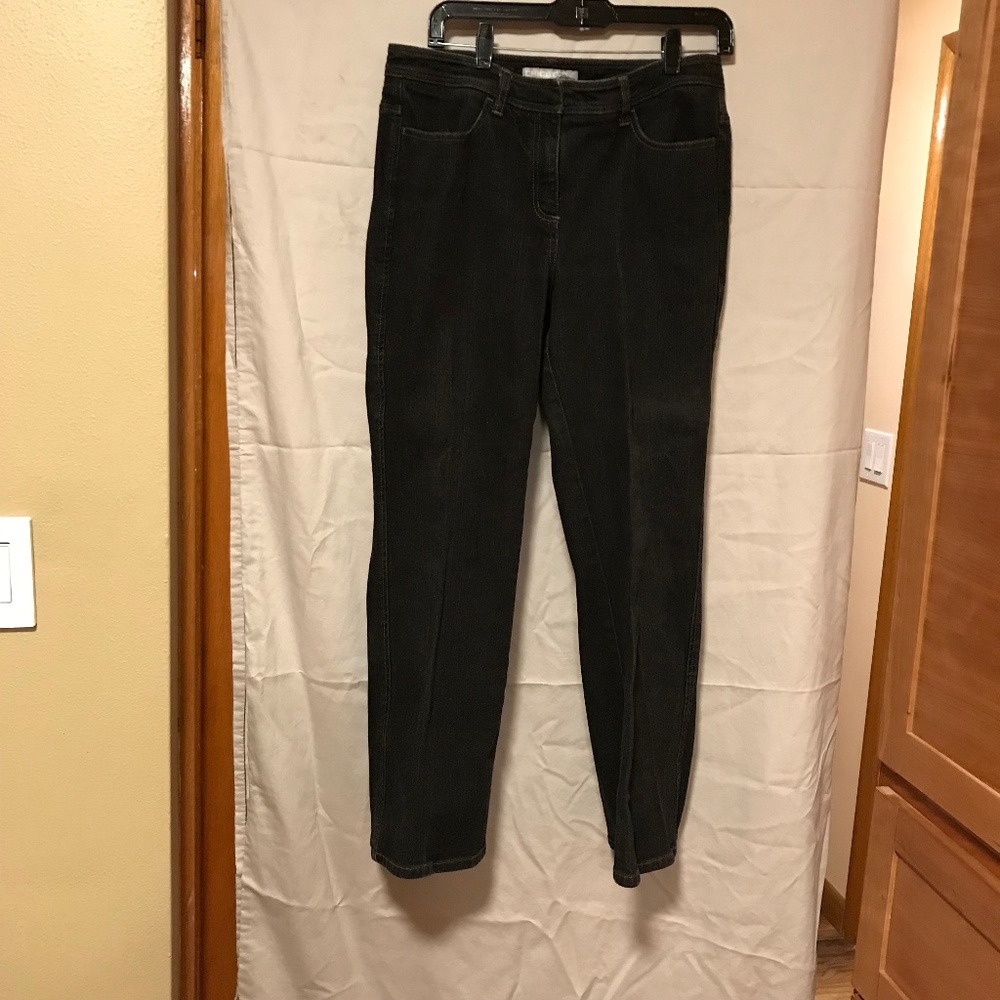 Chicos Platinum black jeans in size 1.5 short or conventional size 10 short